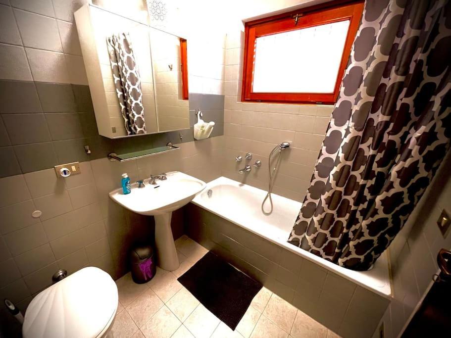 Ferienwohnung Studio Belvedere Brezzo Luaran gambar