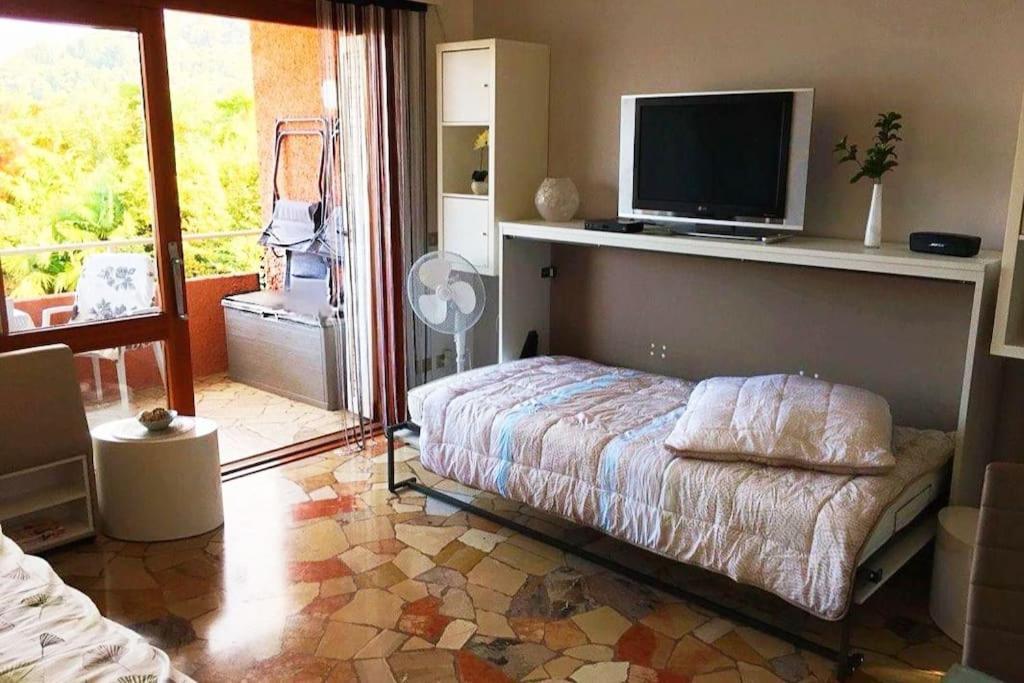 Ferienwohnung Studio Belvedere Brezzo Luaran gambar